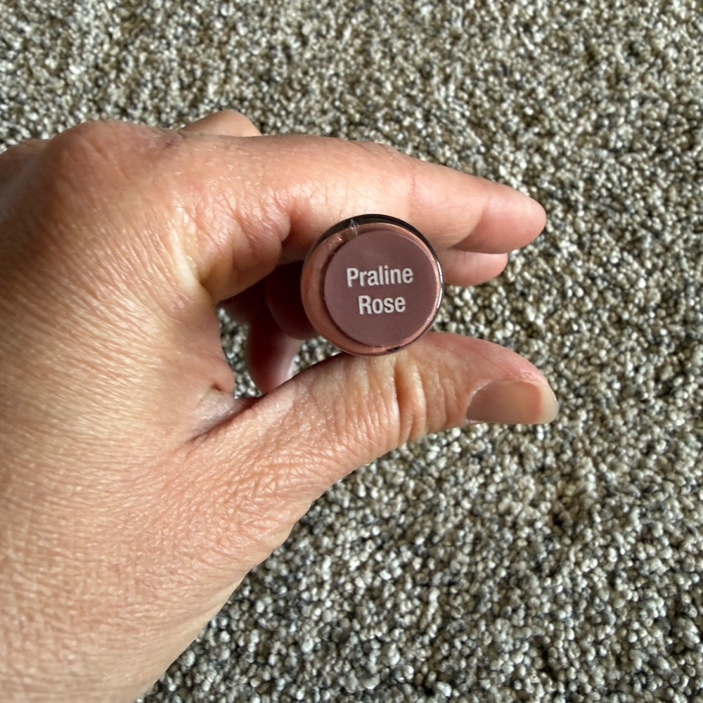 Praline Rose Lipstick Lipsense SeneGence Creamy Rose Brown Shade